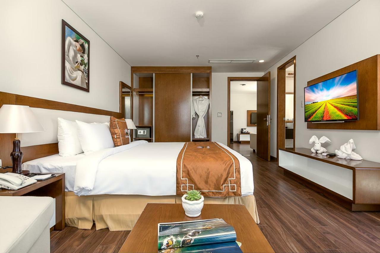 Tamarind Danang Beach Hotel Extérieur photo